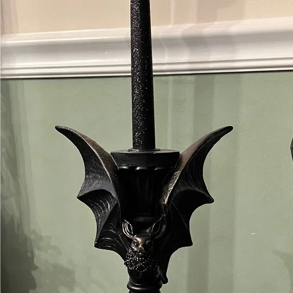 Bat Candle Holder - Picture 4 of 10